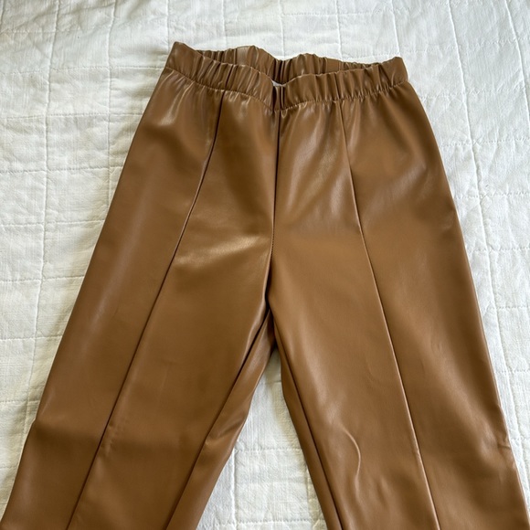 Brown Leather Leggings. Ankle slit. Never worn. - Picture 3 of 4